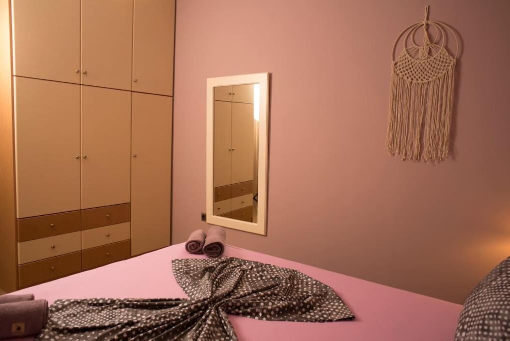 Deluxe Apartment In The Center 칼라마타 외부 사진