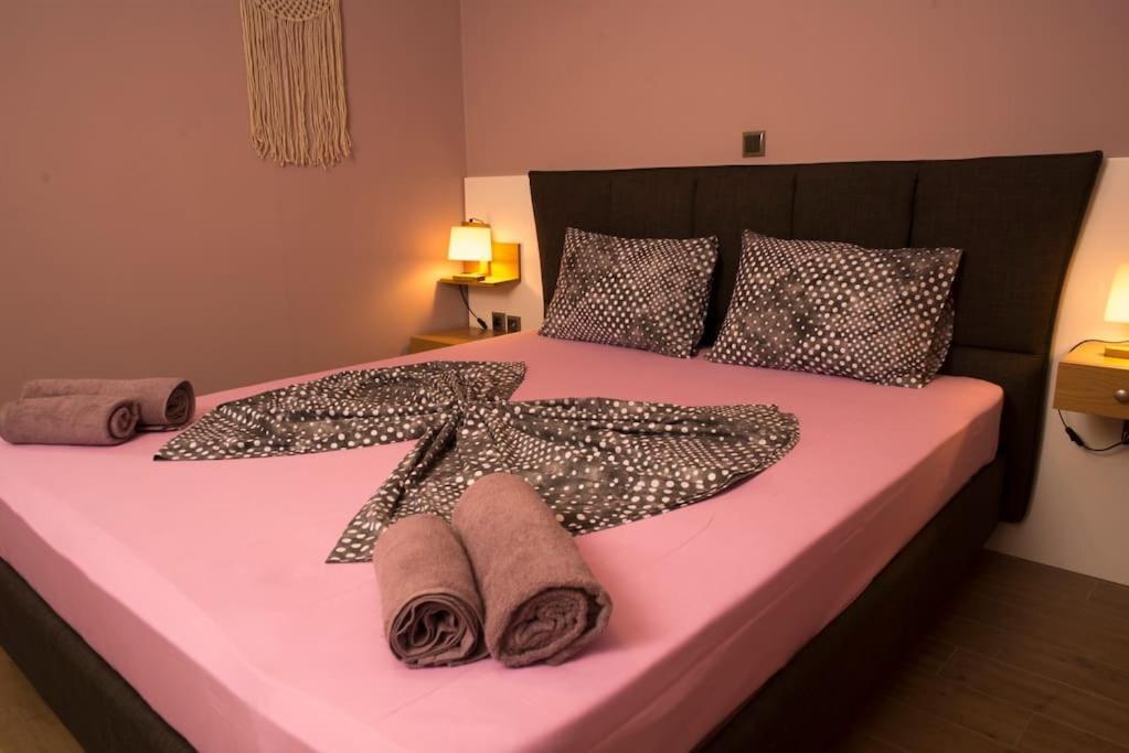 Deluxe Apartment In The Center 칼라마타 외부 사진