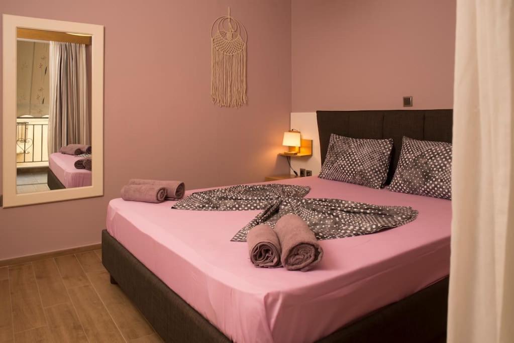 Deluxe Apartment In The Center 칼라마타 외부 사진